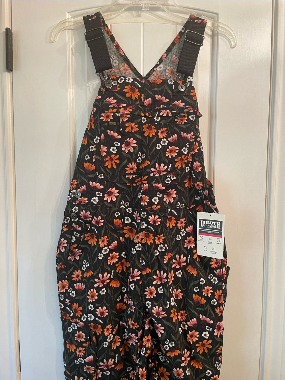 🌟NWT🌟Duluth Heirloom floral print overalls, size XS x 29